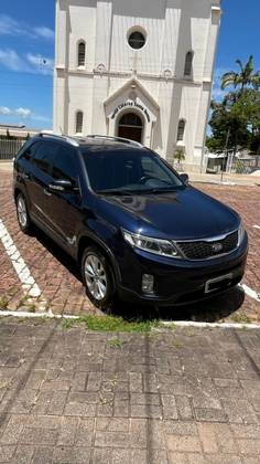 KIA SORENTO 2.4 16V GASOLINA EX AUTOMÁTICO KIA SORENTO 2.4 16V GASOLINA EX AUTOMÁTICO